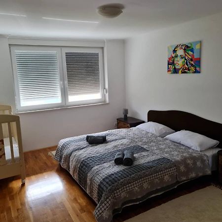Apartman Belamar Duga Resa Exteriör bild