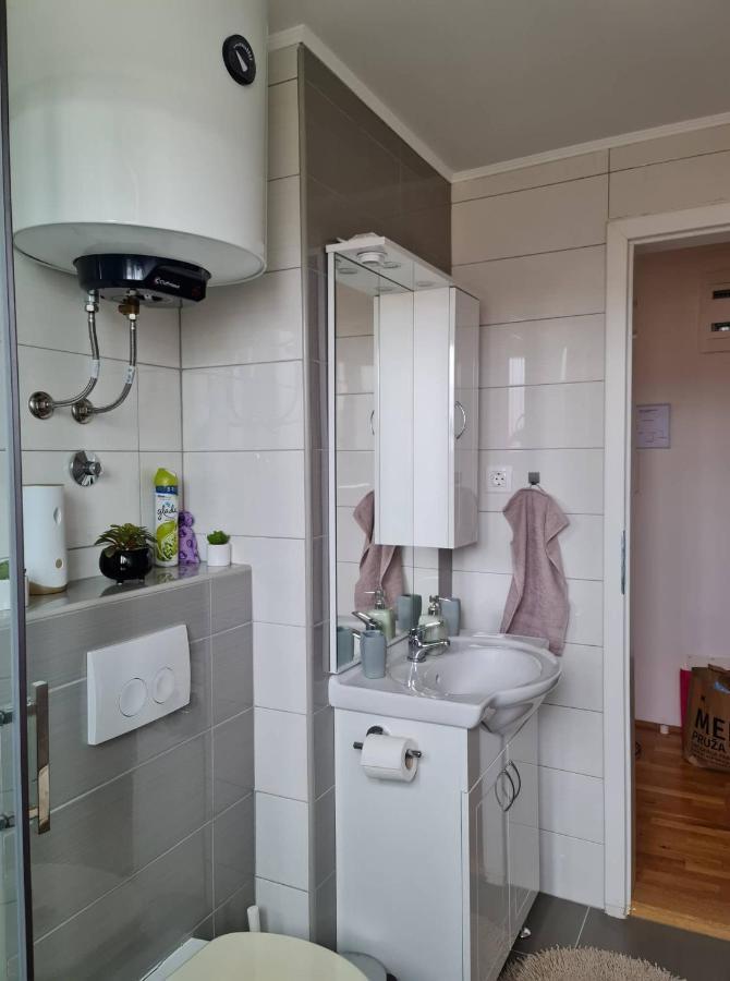 Apartman Belamar Duga Resa Exteriör bild