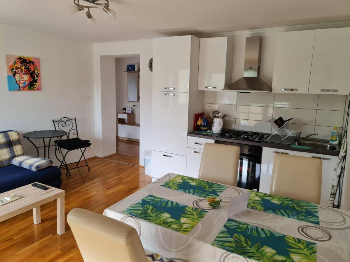 Apartman Belamar Duga Resa Exteriör bild
